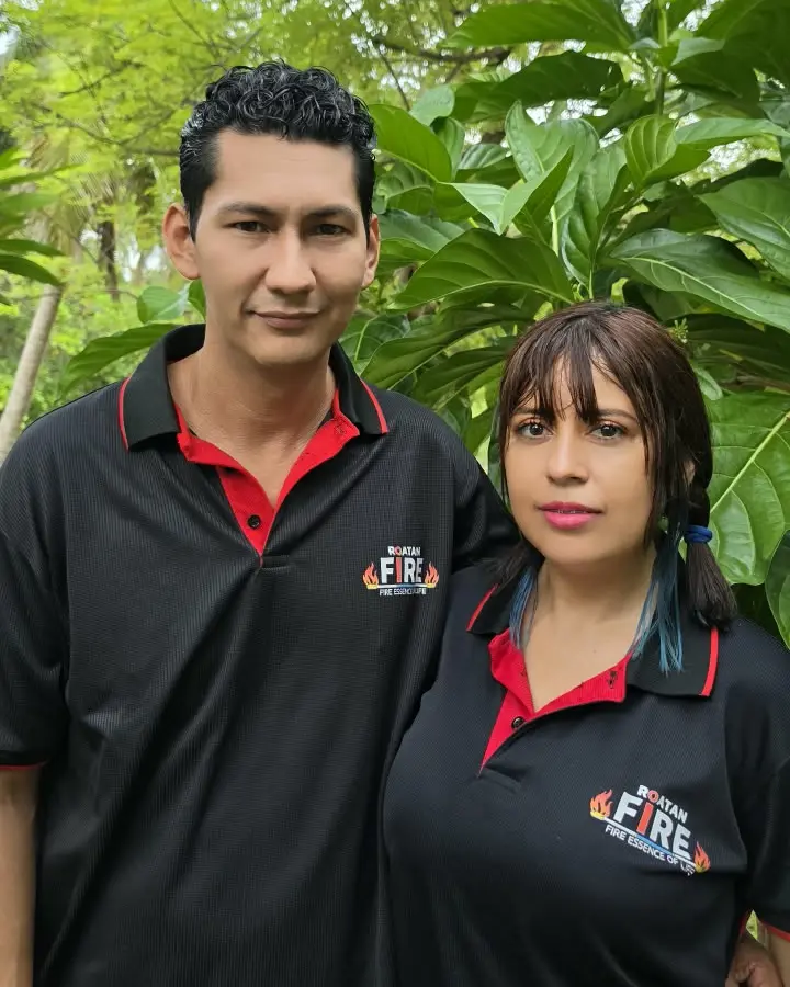 Roatan Fire Show 2 Ronis Villeda and Evlyn Ramos of Roatan Fire Tours